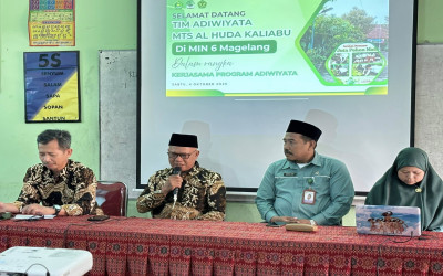 Kegiatan Study Tiru Program Adiwiyata MTs Al Huda Kaliabu Kunjungi MIN 6 Magelang
